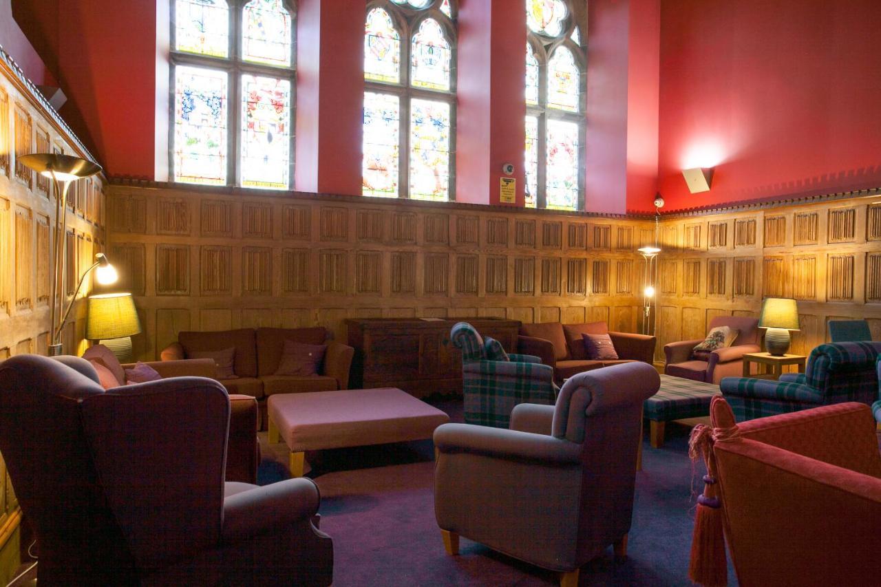 Loch Ness Moat House Apartments ฟอร์ตออกัสตัส ภายนอก รูปภาพ