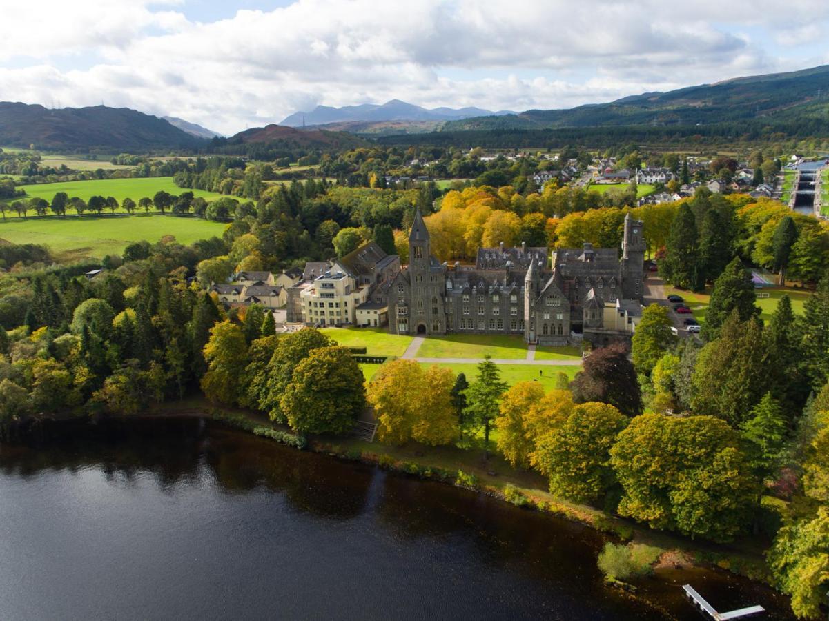 Loch Ness Moat House Apartments ฟอร์ตออกัสตัส ภายนอก รูปภาพ